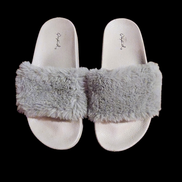 Gray Furry Slide Slippers - Picture 7 of 8